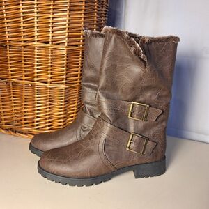 NWT Rugged Outback Brown Faux-Leather Faux-Fur-Lined Women's Boots with Buckles